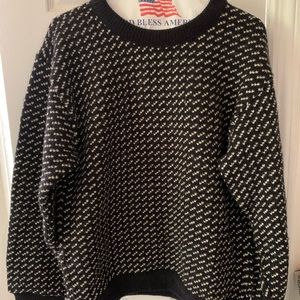 LL Bean Norwegian Birdseye Sweater Size Medium